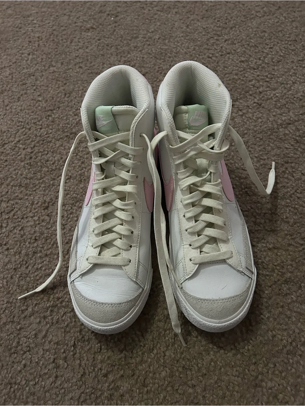 Nike blazer mid 77' with pink and mint green accents